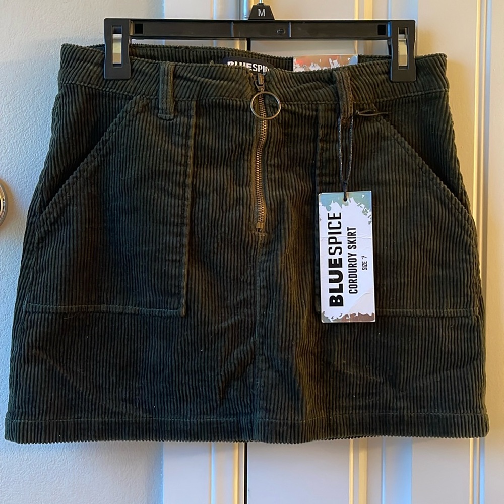 New with tags corduroy skirt
